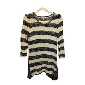 One World‎ Sweater Women's Size Small Tunic Knit Stripes Black White